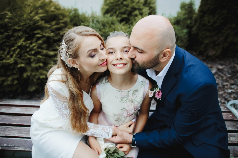 5 Ways to Include Your Stepchild in Your Wedding Ceremony, 5 Ways to Include Your Stepchild in Your Wedding Ceremony